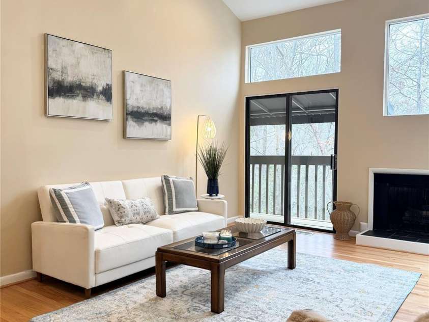 201 Riverview Terrace, Clover, SC 29710.  MLS# CAR4394776, YatesRealty ID 33347. Quiet Luxury Living