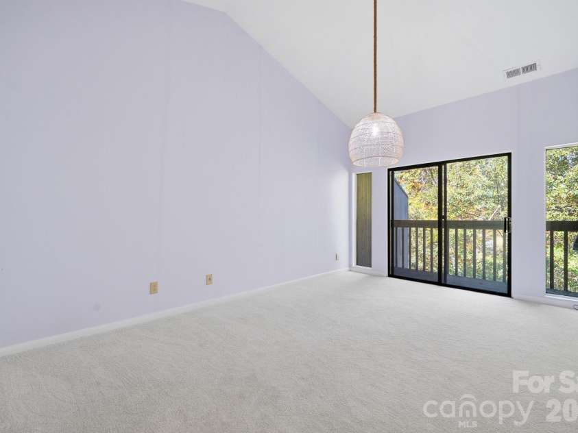 201 Riverview Terrace, Clover, SC 29710.  MLS# CAR4394776, YatesRealty ID 33347. Upstairs Primary Suite Bedroom