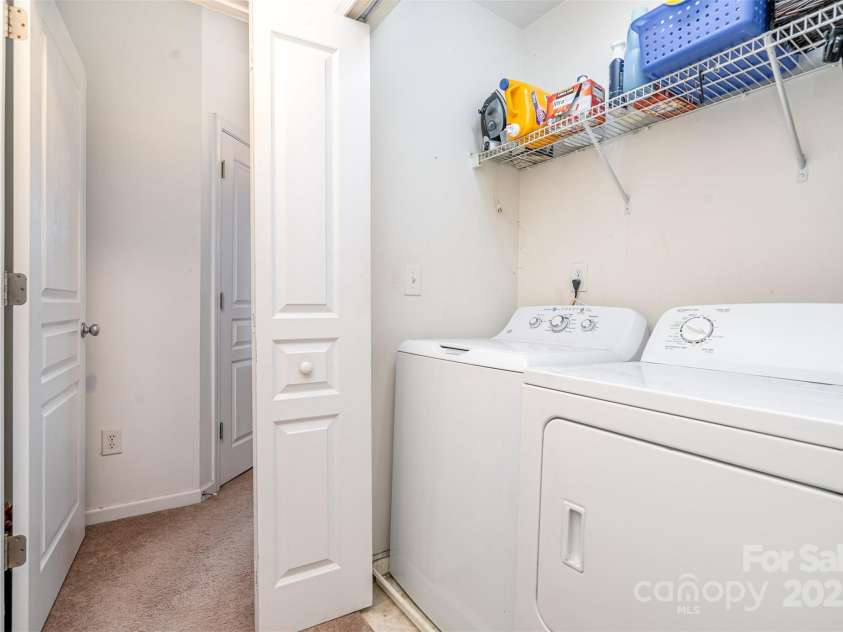 208 Dawn Mist Lane, Fort Mill, SC 29708.  MLS# CAR4291386, YatesRealty ID 33347. Laundry Area