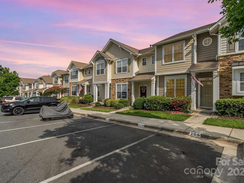 208 Dawn Mist Lane, Fort Mill, SC 29708.  MLS# CAR4291386, YatesRealty ID 33347. Neighborhood