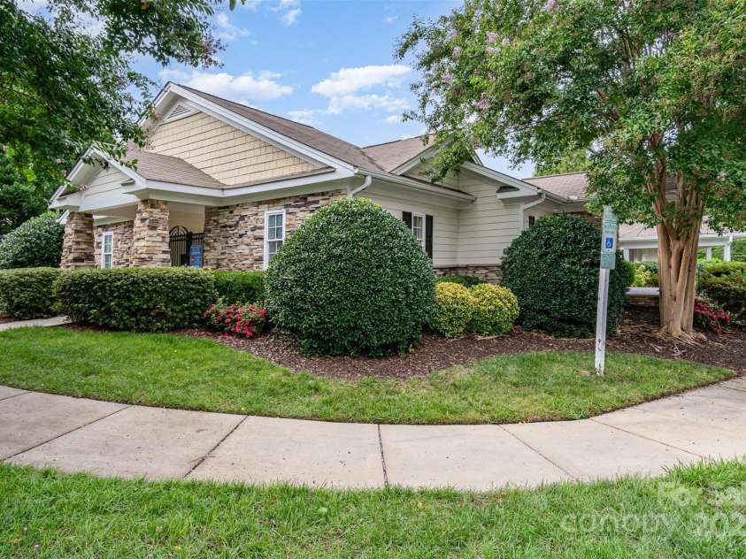 208 Dawn Mist Lane, Fort Mill, SC 29708.  MLS# CAR4291386, YatesRealty ID 33347. Pathway