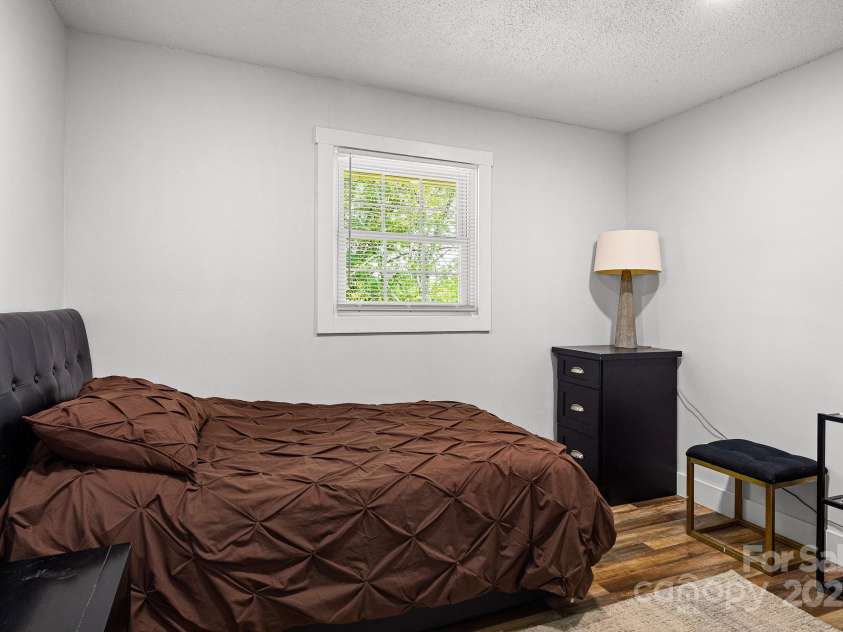 7490 BOYLSTON Highway, Mills River, NC 28759.  MLS# CAR4289407, YatesRealty ID 33348. 