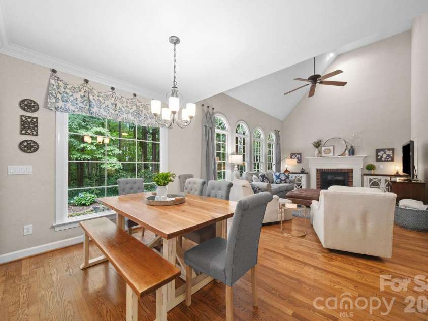 9125 Grove Tree Lane, Huntersville, NC 28078.  MLS# CAR4395954, YatesRealty ID 33349. Open to Great Room
