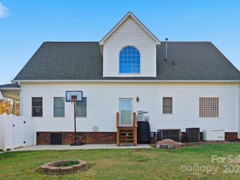 845 Saint Paul Church Road, Salisbury, NC 28146.  MLS# CAR4321804, YatesRealty ID 3335. 