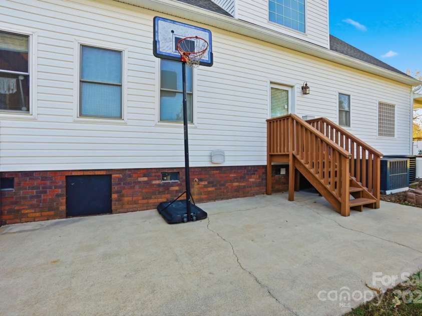 845 Saint Paul Church Road, Salisbury, NC 28146.  MLS# CAR4321804, YatesRealty ID 3335. 