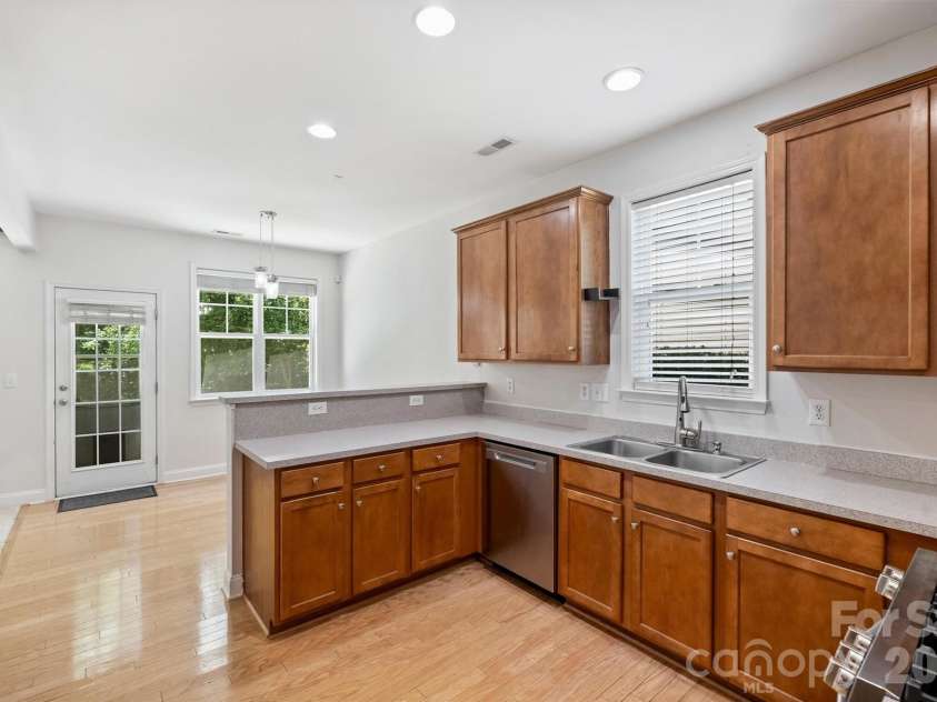 17237 Grand Central Way, Cornelius, NC 28031.  MLS# CAR4396099, YatesRealty ID 33350. 