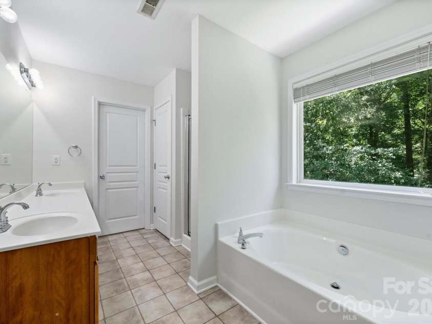 17237 Grand Central Way, Cornelius, NC 28031.  MLS# CAR4396099, YatesRealty ID 33350. 