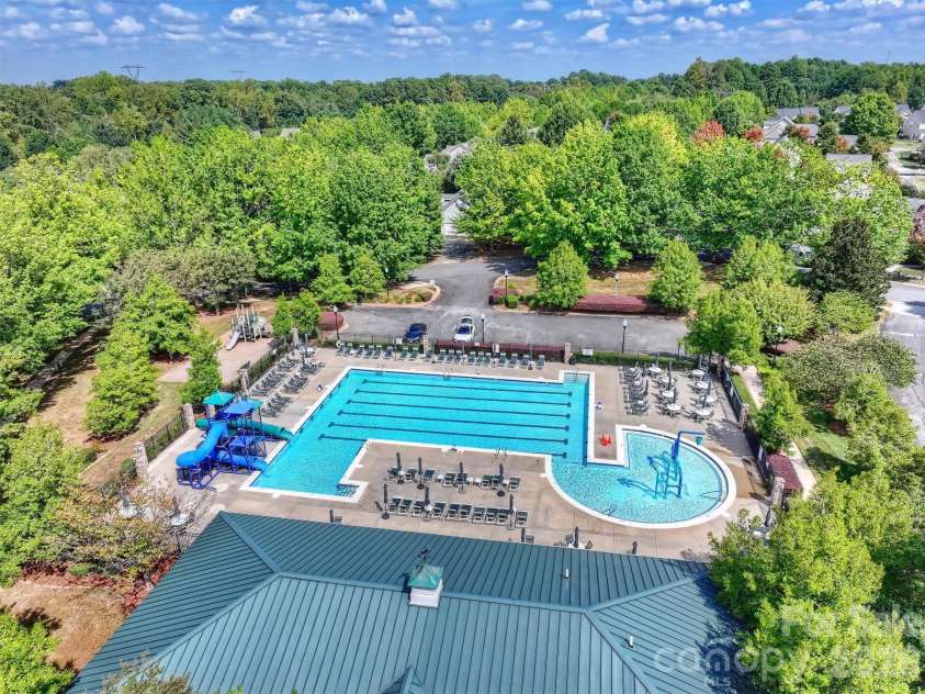 17237 Grand Central Way, Cornelius, NC 28031.  MLS# CAR4396099, YatesRealty ID 33350. 
