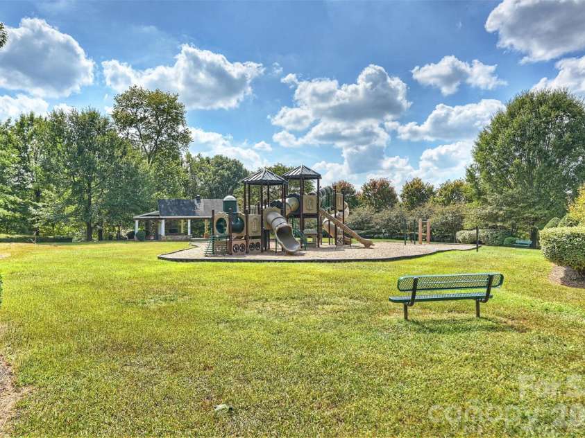 17237 Grand Central Way, Cornelius, NC 28031.  MLS# CAR4396099, YatesRealty ID 33350. 