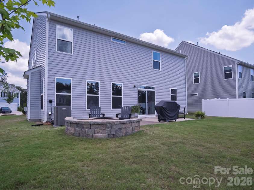 2313 Windley Drive, Gastonia, NC 28054.  MLS# CAR4390763, YatesRealty ID 33352. Flat backyard