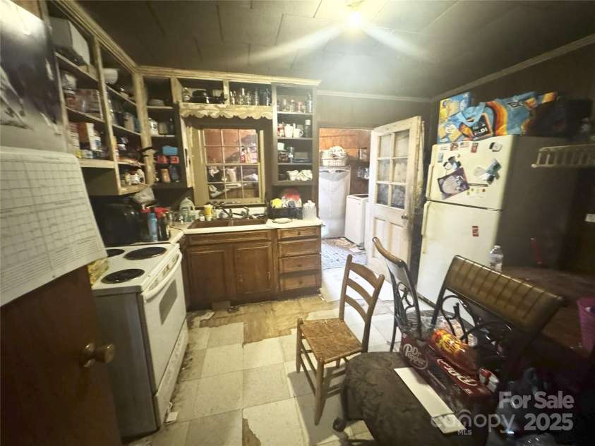 238 Victory Grove Church Road, Lincolnton, NC 28092.  MLS# CAR4294127, YatesRealty ID 33352. 