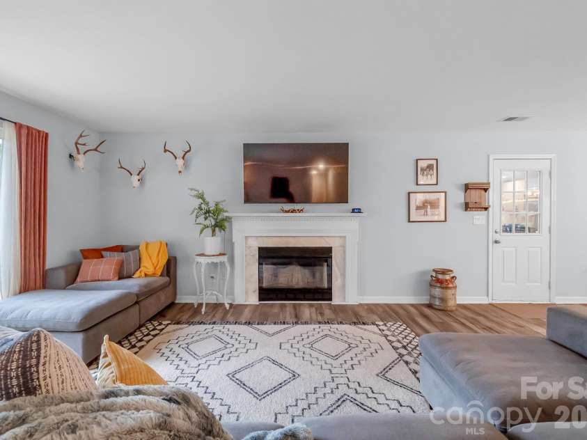 7209 Landsford Road, Monroe, NC 28112.  MLS# CAR4396350, YatesRealty ID 33353. 
