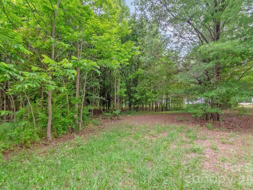 7209 Landsford Road, Monroe, NC 28112.  MLS# CAR4396350, YatesRealty ID 33353. 