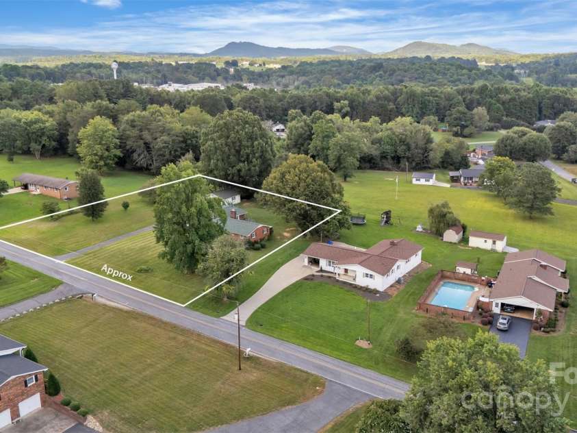 76 Eastview Court, Taylorsville, NC 28681.  MLS# CAR4293905, YatesRealty ID 33353. 