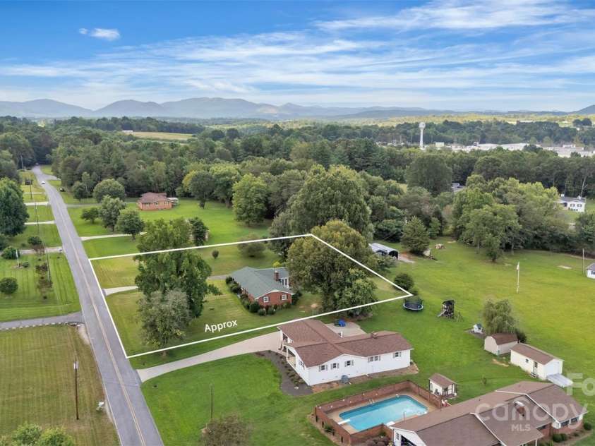 76 Eastview Court, Taylorsville, NC 28681.  MLS# CAR4293905, YatesRealty ID 33353. 