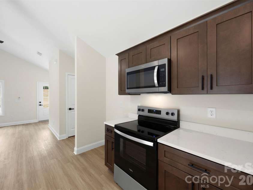 204 Knollwood Circle, Albemarle, NC 28001.  MLS# CAR4397126, YatesRealty ID 33355. 