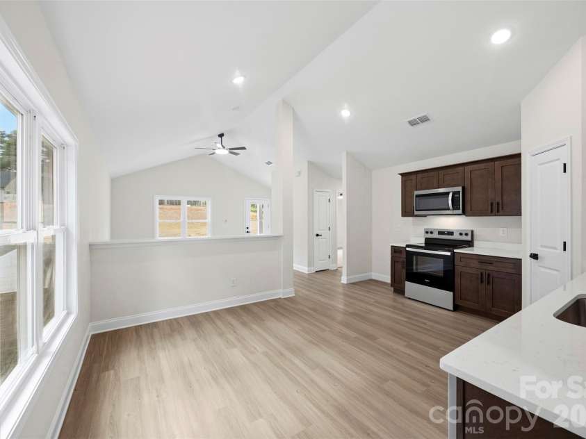 204 Knollwood Circle, Albemarle, NC 28001.  MLS# CAR4397126, YatesRealty ID 33355. 