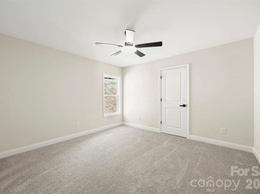 204 Knollwood Circle, Albemarle, NC 28001.  MLS# CAR4397126, YatesRealty ID 33355. 