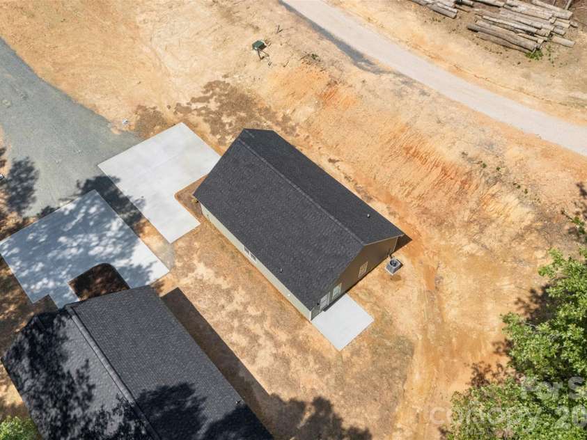 204 Knollwood Circle, Albemarle, NC 28001.  MLS# CAR4397126, YatesRealty ID 33355. 
