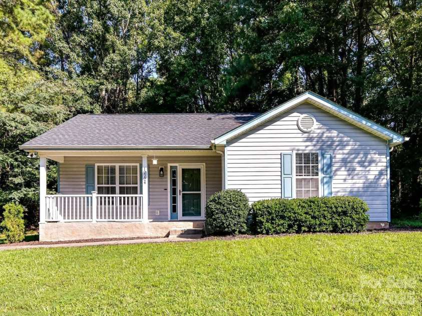 12224 Lullingstone Road, Pineville, NC 28134.  MLS# CAR4294016, YatesRealty ID 33356. 