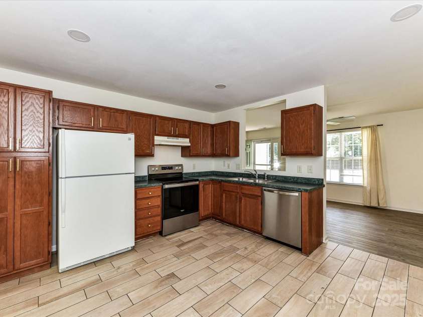 12224 Lullingstone Road, Pineville, NC 28134.  MLS# CAR4294016, YatesRealty ID 33356. 