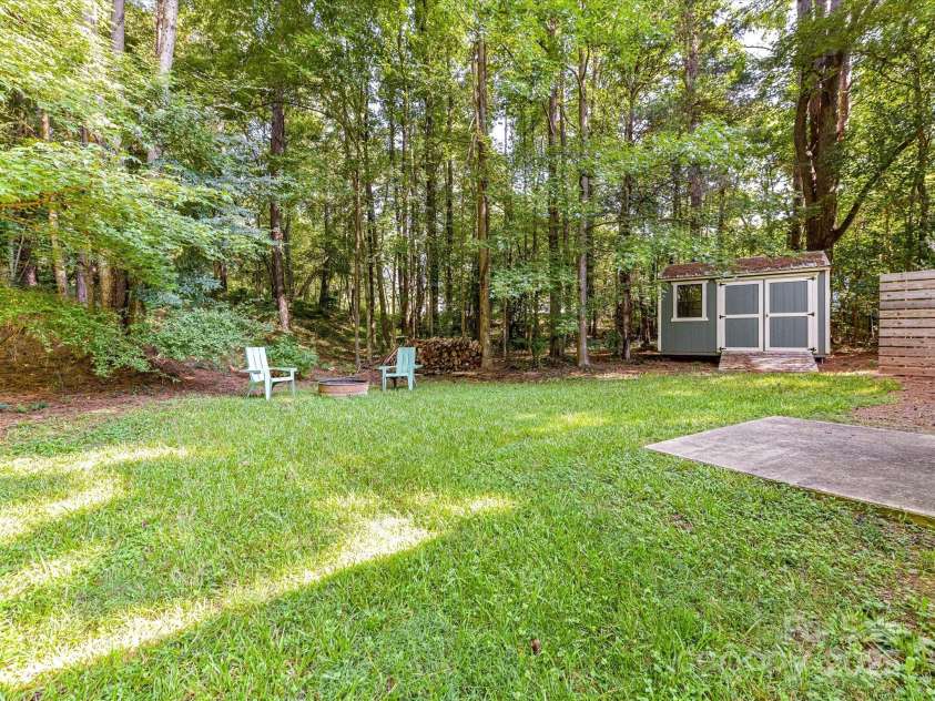 12224 Lullingstone Road, Pineville, NC 28134.  MLS# CAR4294016, YatesRealty ID 33356. 