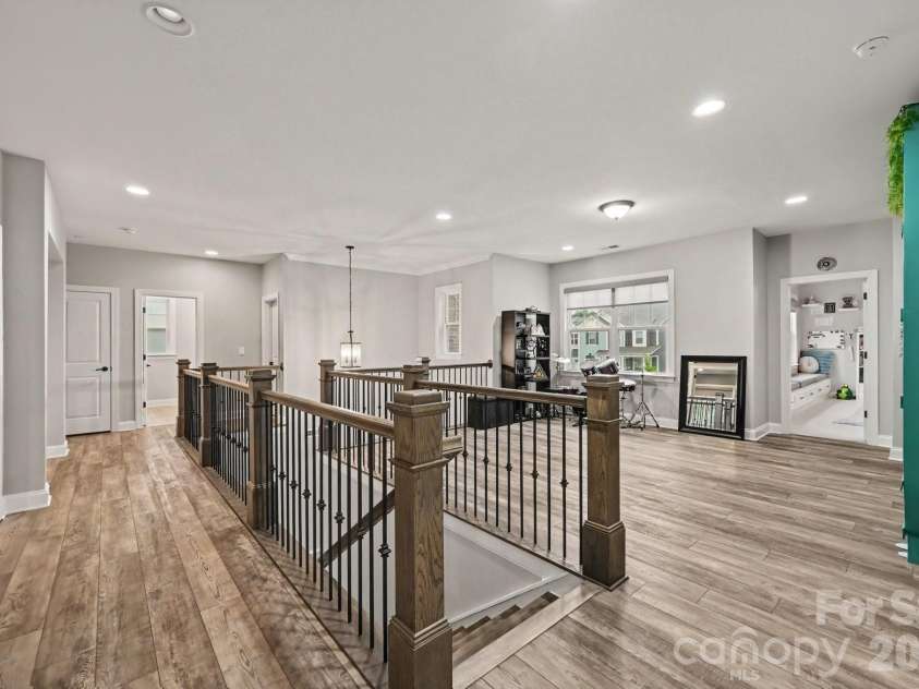 3025 Haley Circle, Davidson, NC 28036.  MLS# CAR4397162, YatesRealty ID 33358. 