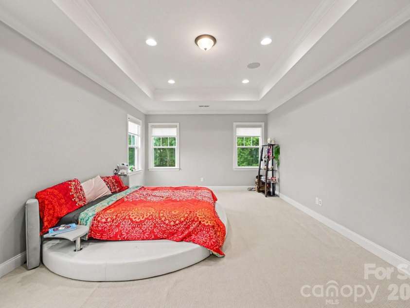 3025 Haley Circle, Davidson, NC 28036.  MLS# CAR4397162, YatesRealty ID 33358. 