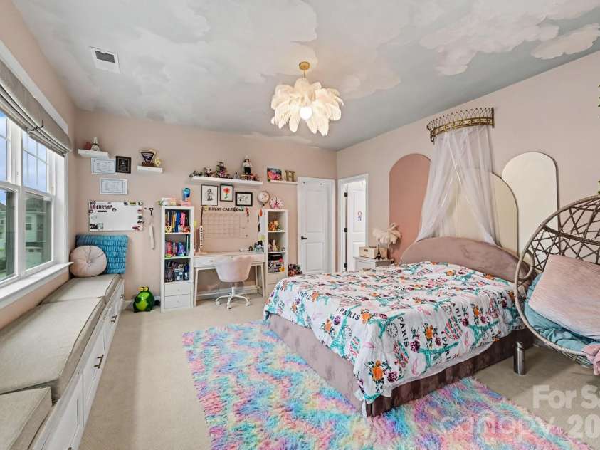 3025 Haley Circle, Davidson, NC 28036.  MLS# CAR4397162, YatesRealty ID 33358. 