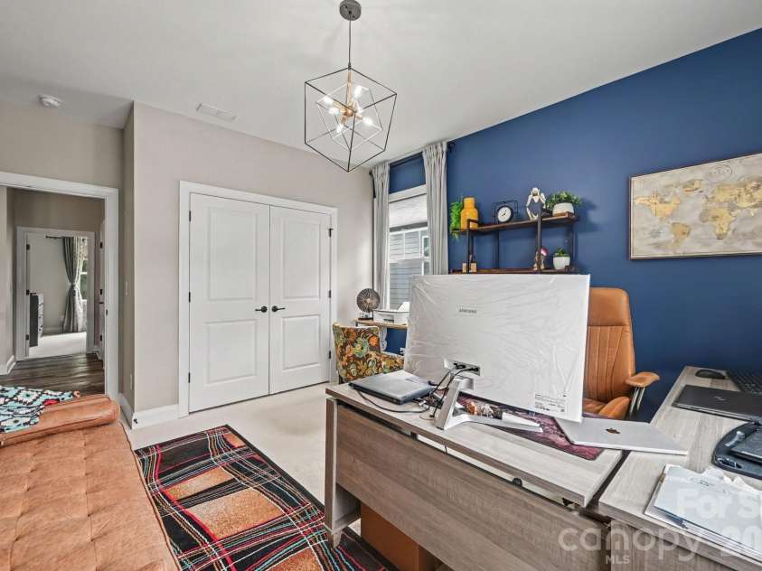 3025 Haley Circle, Davidson, NC 28036.  MLS# CAR4397162, YatesRealty ID 33358. 