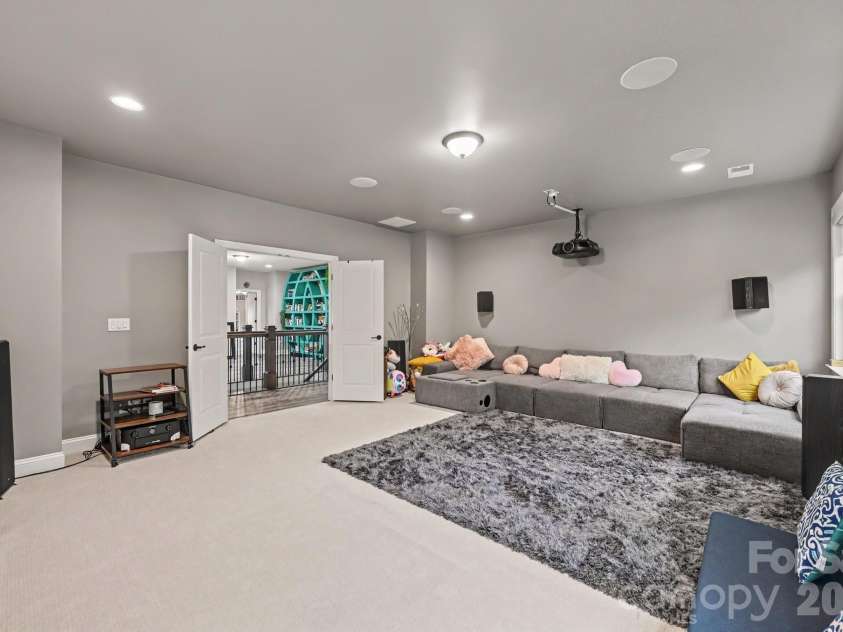 3025 Haley Circle, Davidson, NC 28036.  MLS# CAR4397162, YatesRealty ID 33358. Upstairs-Bonus room