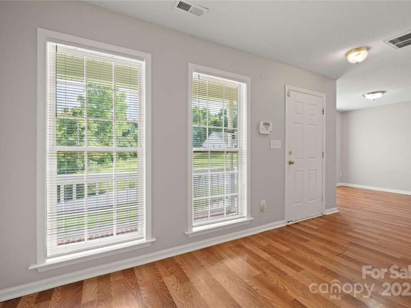 3308 Oberlin Lane, Charlotte, NC 28262.  MLS# CAR4293789, YatesRealty ID 33359. 