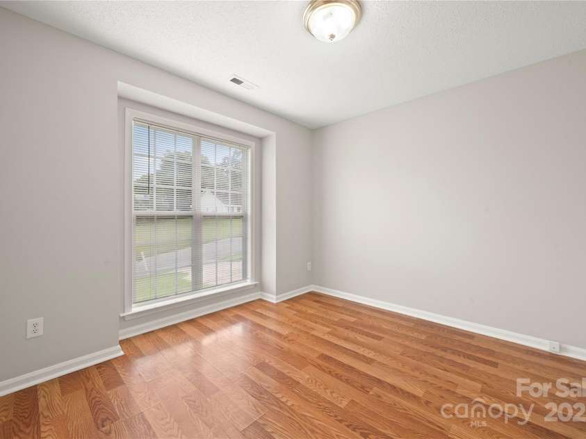 3308 Oberlin Lane, Charlotte, NC 28262.  MLS# CAR4293789, YatesRealty ID 33359. 