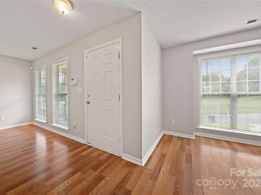 3308 Oberlin Lane, Charlotte, NC 28262.  MLS# CAR4293789, YatesRealty ID 33359. 