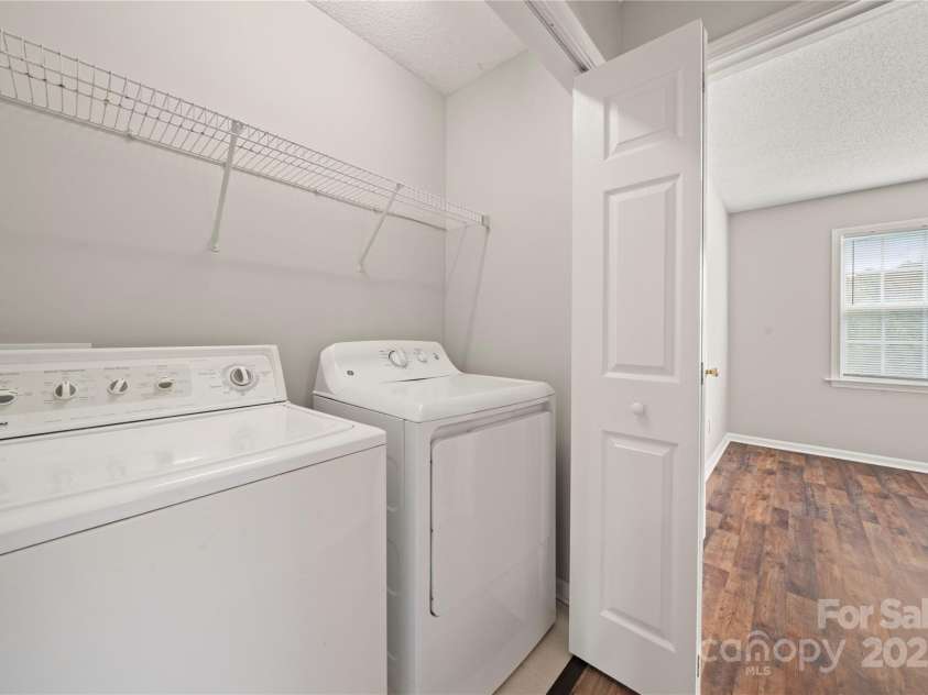 3308 Oberlin Lane, Charlotte, NC 28262.  MLS# CAR4293789, YatesRealty ID 33359. 