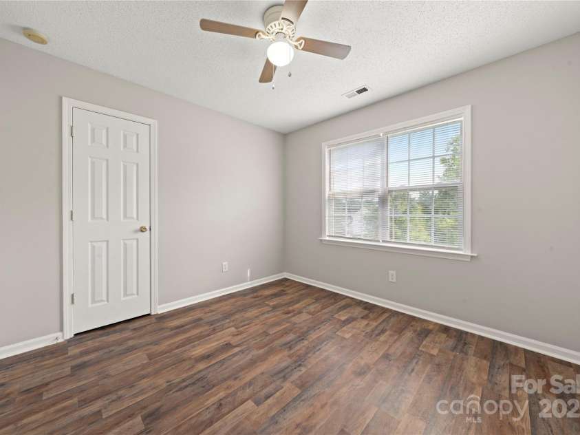 3308 Oberlin Lane, Charlotte, NC 28262.  MLS# CAR4293789, YatesRealty ID 33359. 