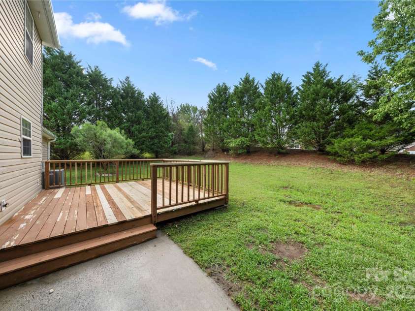 3308 Oberlin Lane, Charlotte, NC 28262.  MLS# CAR4293789, YatesRealty ID 33359. 