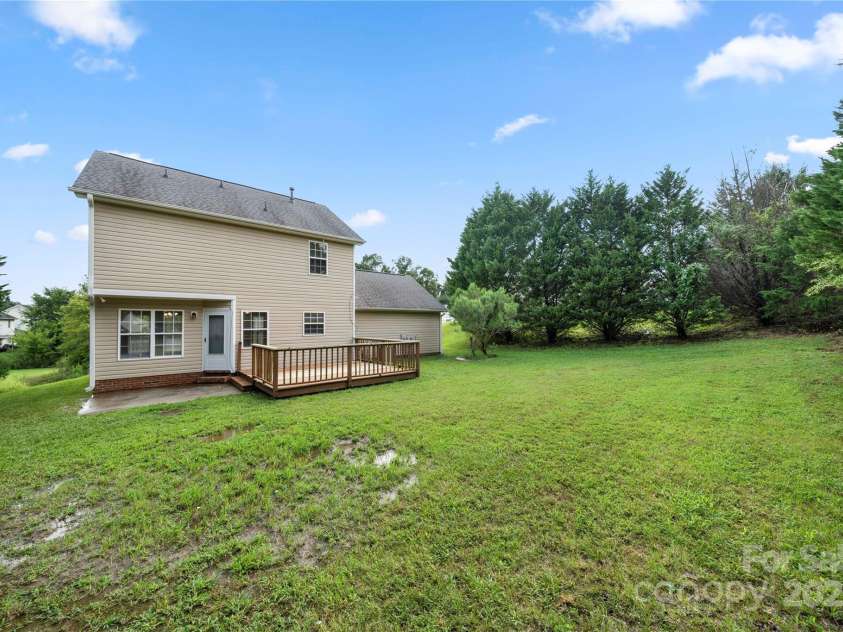 3308 Oberlin Lane, Charlotte, NC 28262.  MLS# CAR4293789, YatesRealty ID 33359. 