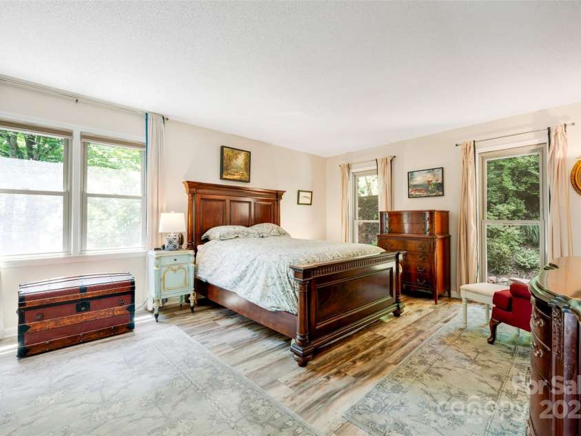 1104 High Vista Drive, Mills River, NC 28759.  MLS# CAR4287217, YatesRealty ID 3336. 