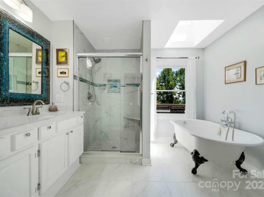 1104 High Vista Drive, Mills River, NC 28759.  MLS# CAR4287217, YatesRealty ID 3336. 