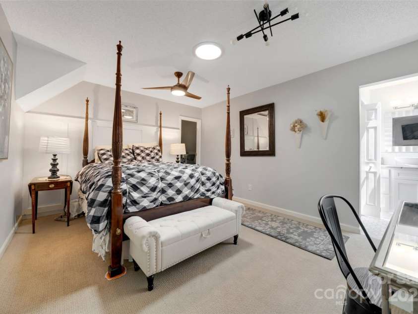 1104 High Vista Drive, Mills River, NC 28759.  MLS# CAR4287217, YatesRealty ID 3336. 