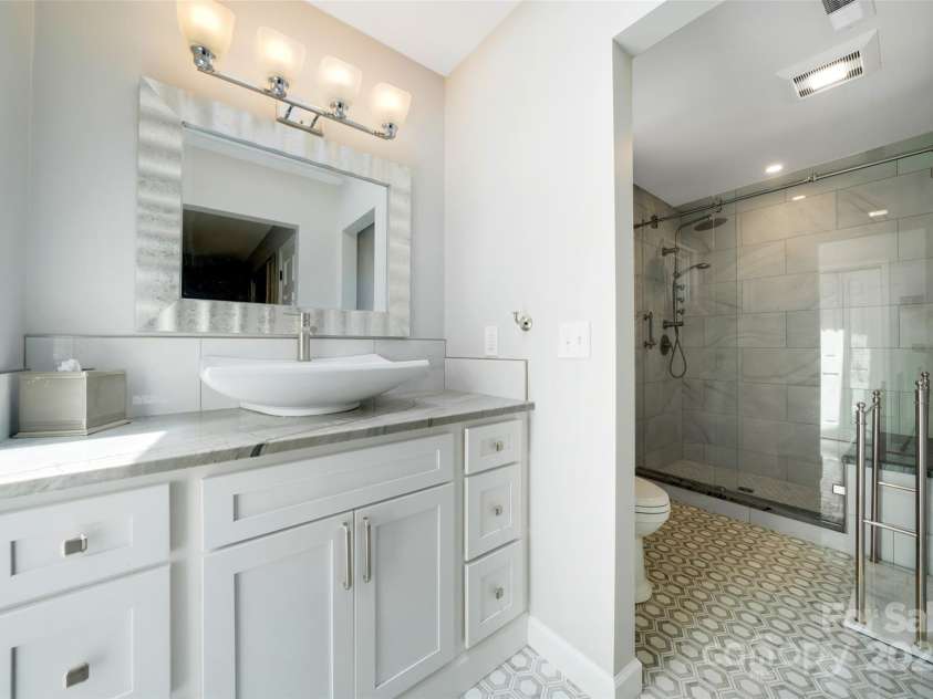 1104 High Vista Drive, Mills River, NC 28759.  MLS# CAR4287217, YatesRealty ID 3336. 