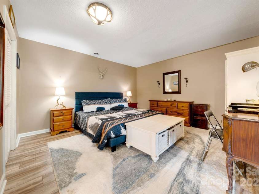 1104 High Vista Drive, Mills River, NC 28759.  MLS# CAR4287217, YatesRealty ID 3336. 