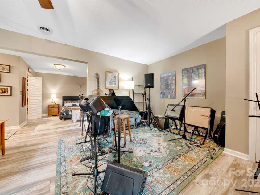 1104 High Vista Drive, Mills River, NC 28759.  MLS# CAR4287217, YatesRealty ID 3336. 