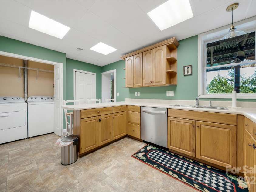 1104 High Vista Drive, Mills River, NC 28759.  MLS# CAR4287217, YatesRealty ID 3336. 