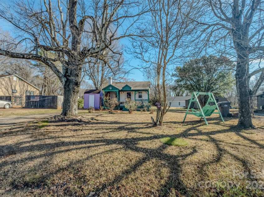 213 Bakery Lane, Statesville, NC 28677.  MLS# CAR4332534, YatesRealty ID 3336. 