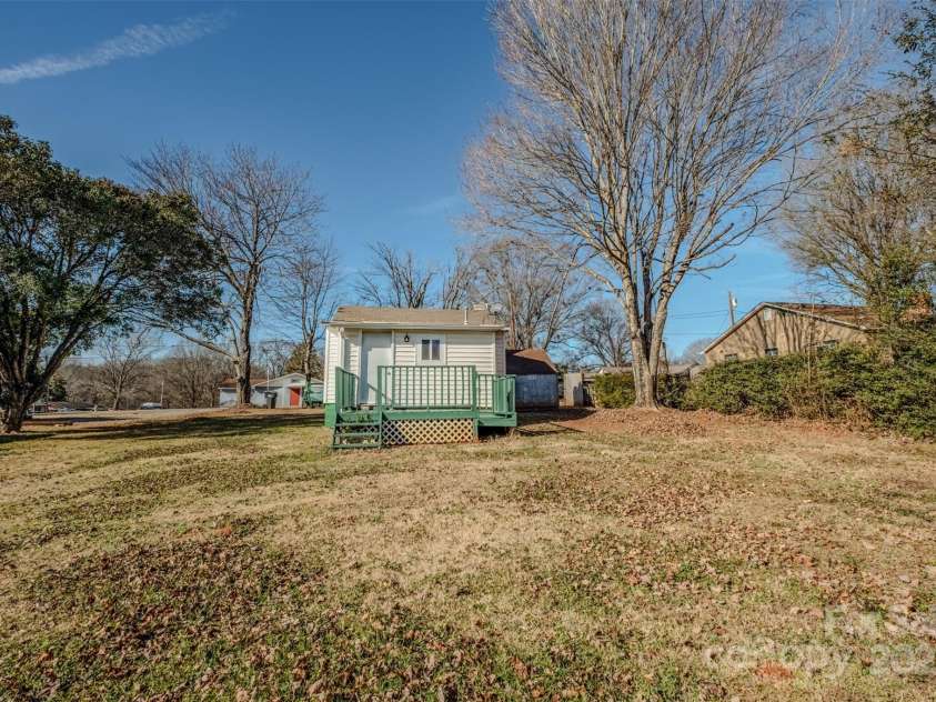 213 Bakery Lane, Statesville, NC 28677.  MLS# CAR4332534, YatesRealty ID 3336. 