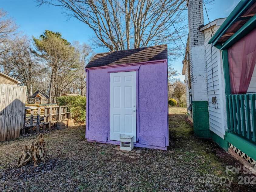 213 Bakery Lane, Statesville, NC 28677.  MLS# CAR4332534, YatesRealty ID 3336. 