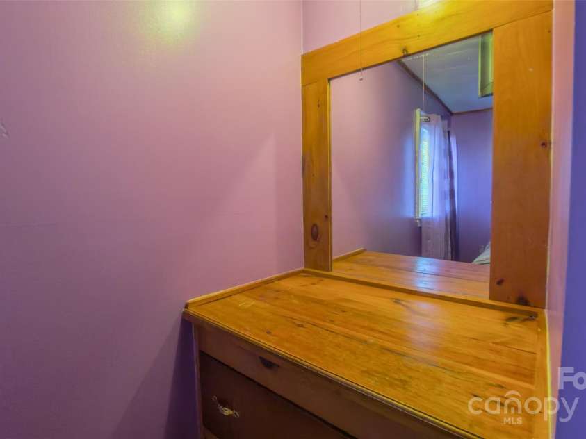 213 Bakery Lane, Statesville, NC 28677.  MLS# CAR4332534, YatesRealty ID 3336. 