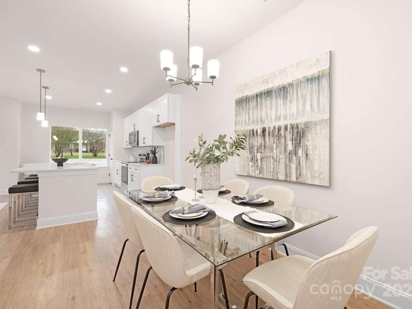 2425 Toddville Road, Charlotte, NC 28214.  MLS# CAR4294550, YatesRealty ID 33360. 